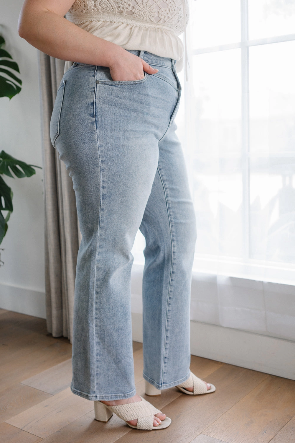 Allison High Rise Front Yoke Retro Wide Leg Jeans - PLUS