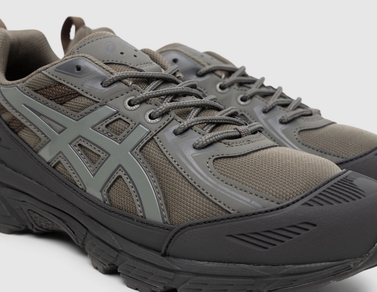 ASICS Gel-Venture 6 Shield Graphite Grey / Truffle Grey
