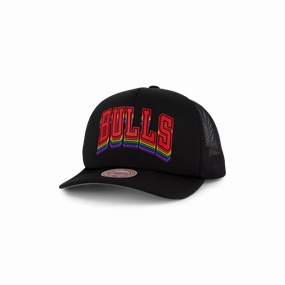 Bulls Trucker