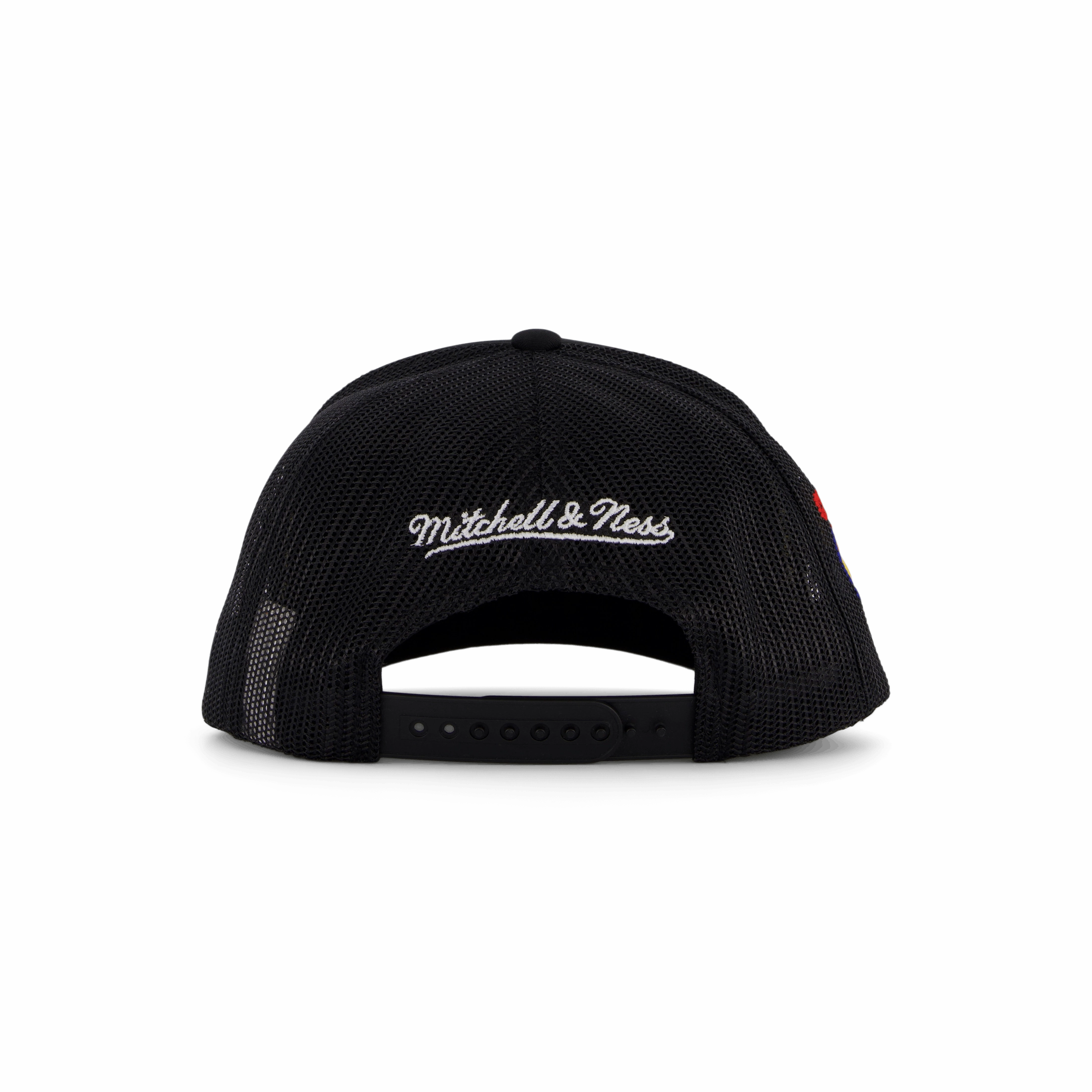 Bulls Trucker