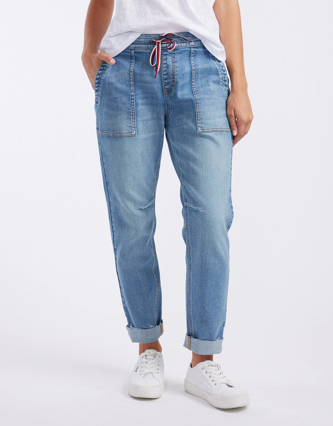 Cara Raw Hem Denim Jogger - Mid Wash