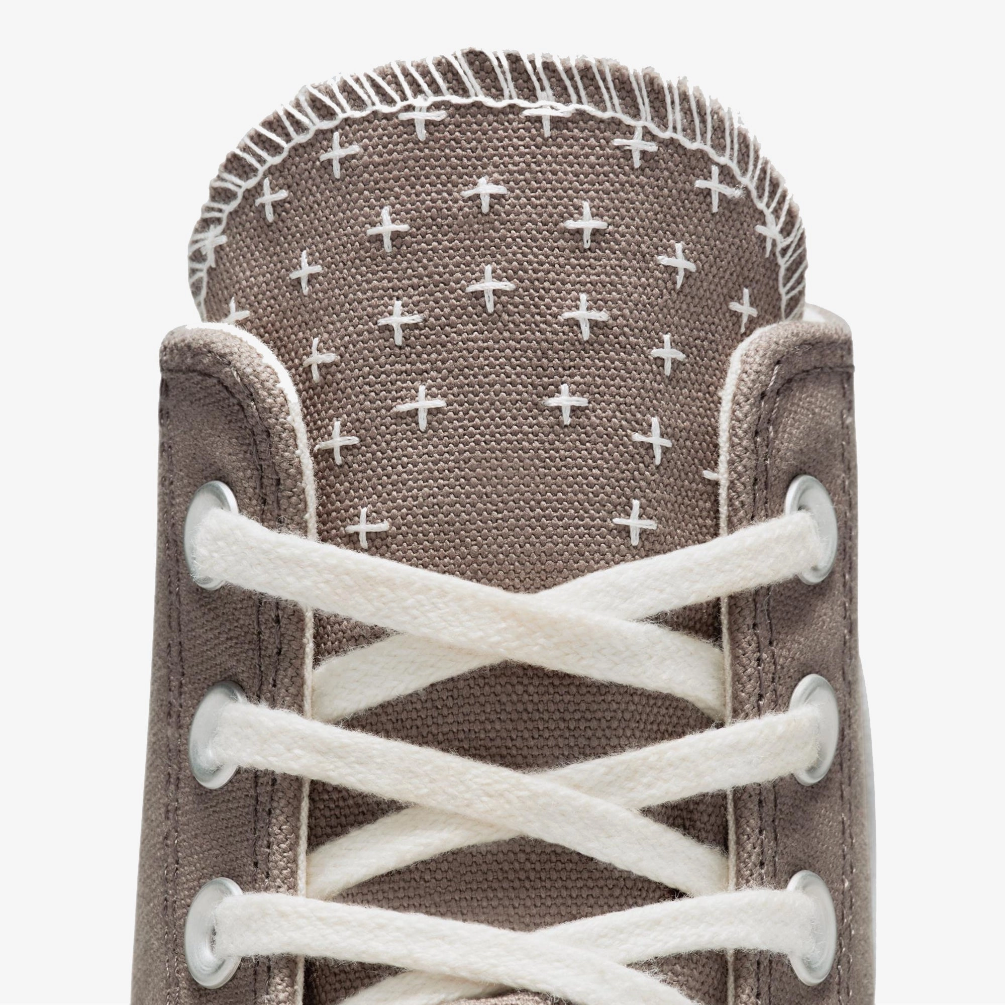 CONVERSE | CHUCK TAYLOR WORN-IN { BROWN