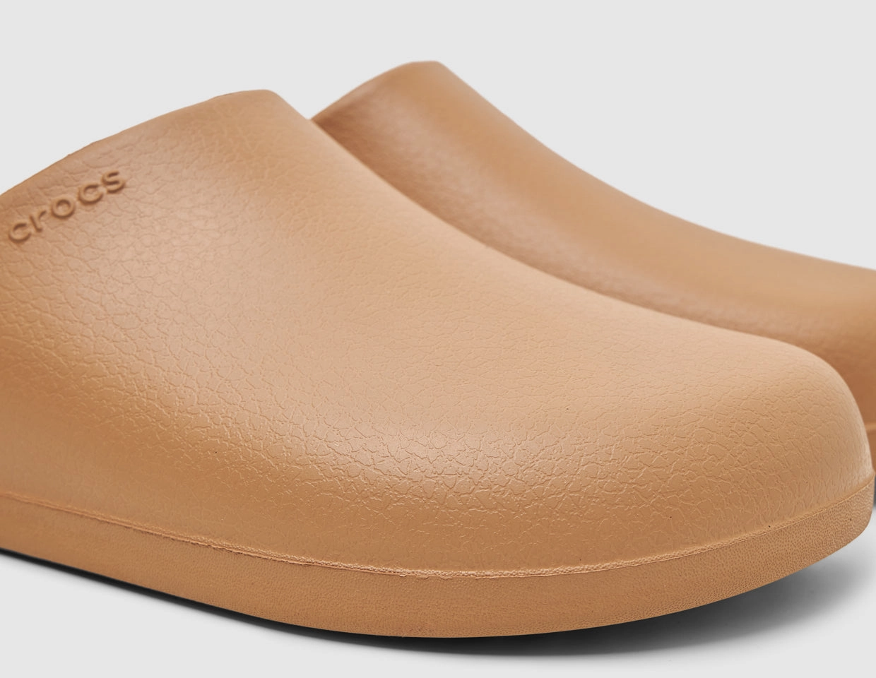 Crocs Dylan Clog Sepia