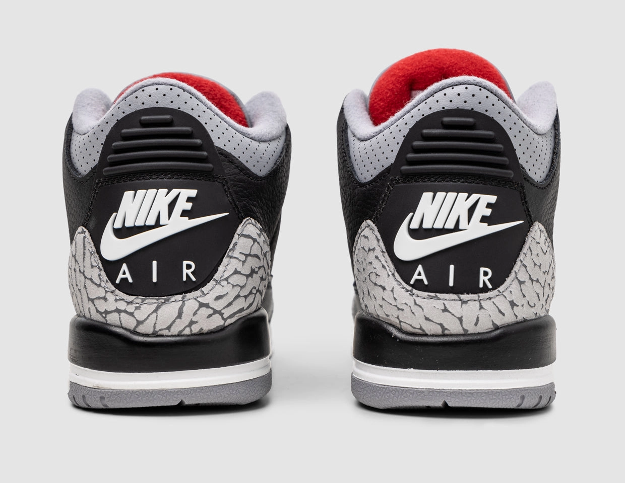 Jordan 3 Retro GS Black / Fire Red - Cement Grey