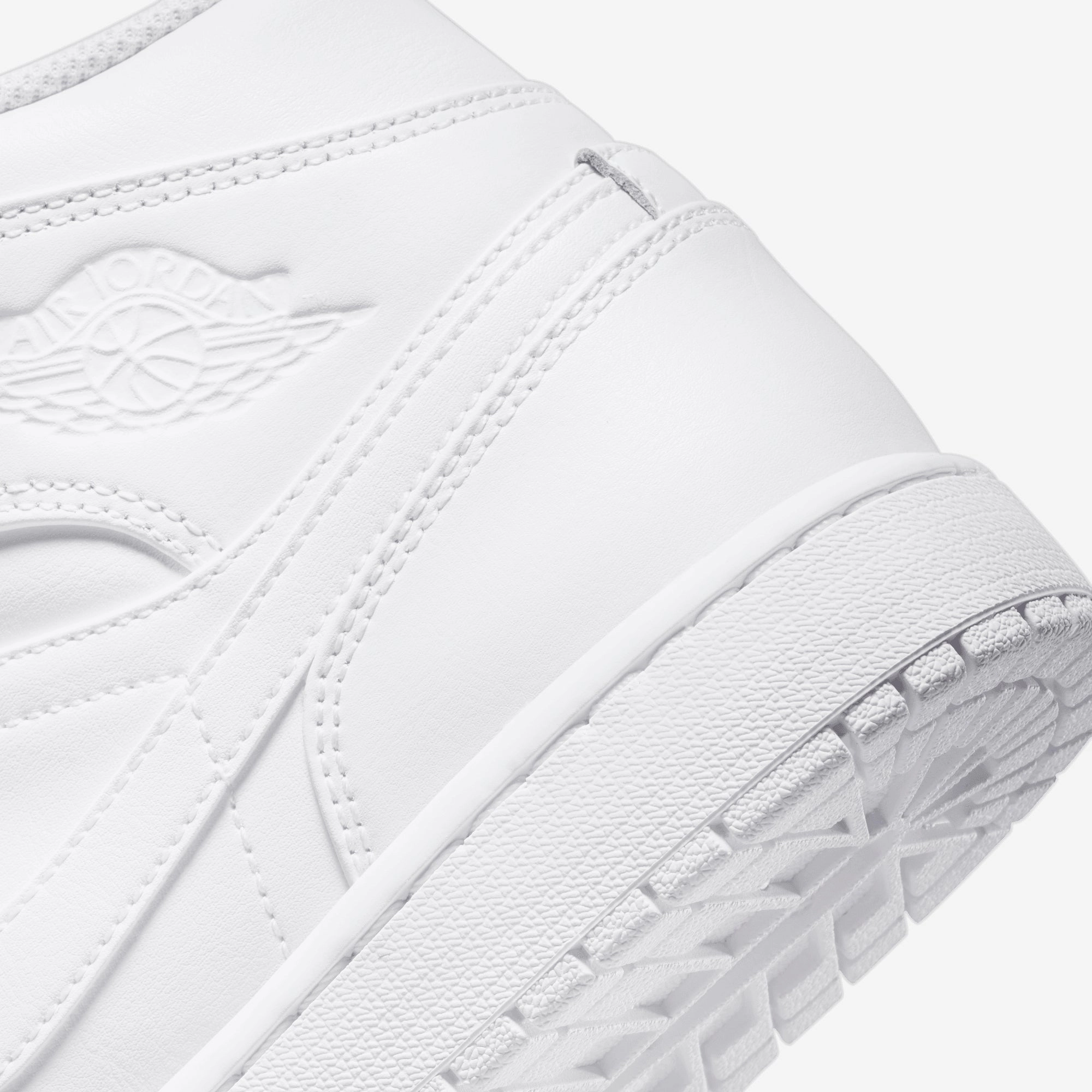 JORDAN | AIR JORDAN 1 MID { WHITE/WHITE-WHITE