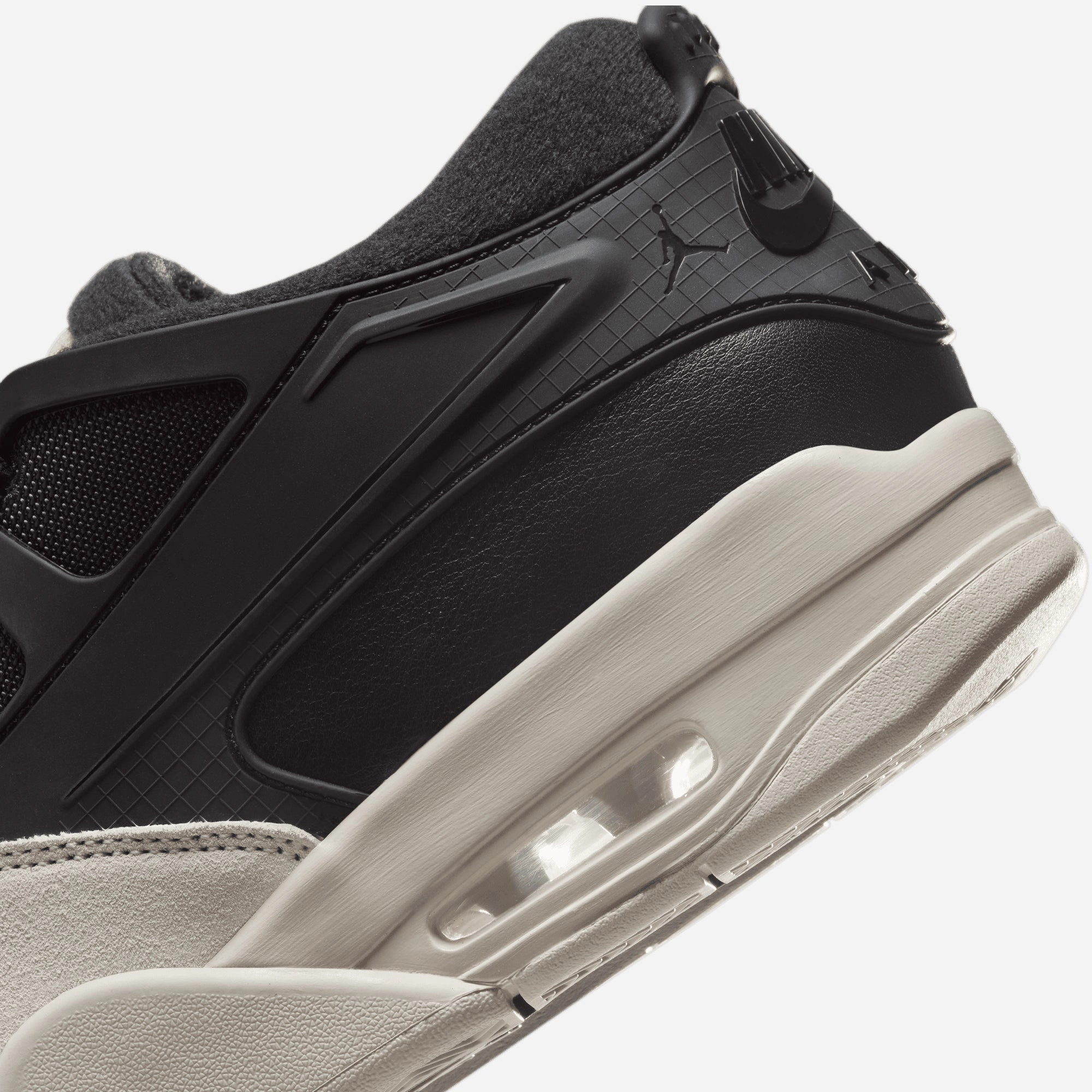 Jordan | AIR JORDAN 4 RM { BLACK/LIGHT BONE-DARK GREY