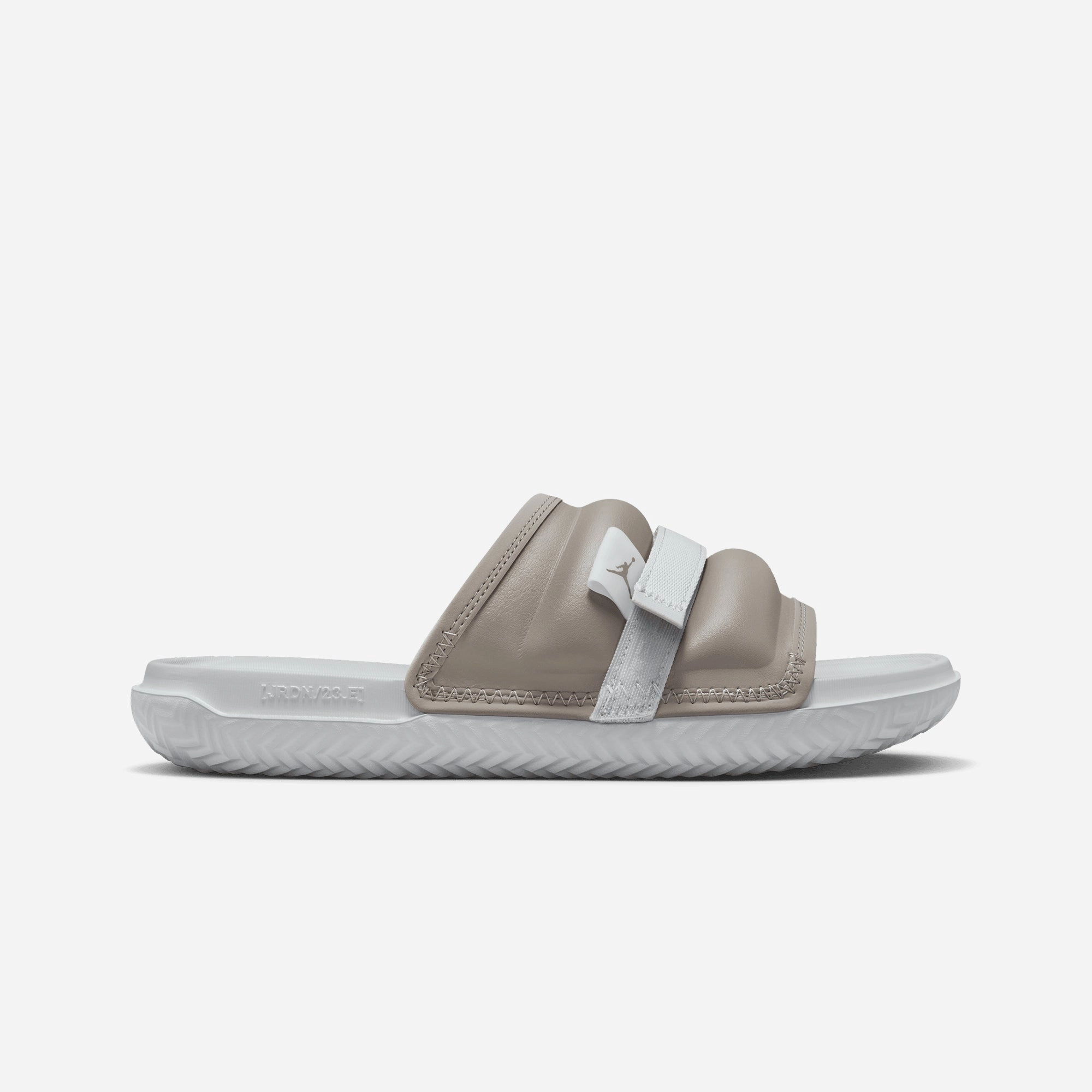 Jordan | SUPER PLAY  { MOON FOSSIL/NEUTRAL GREY-WHITE