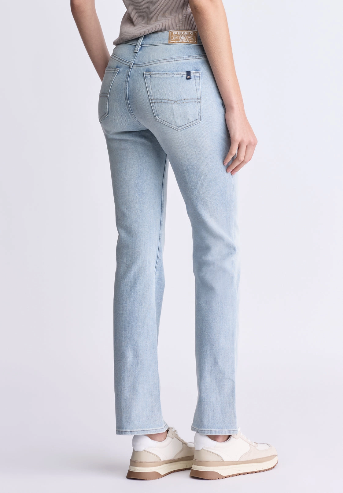 Mid Rise Bootcut Queen Women's Jeans, Vintage Light Blue - BL15985