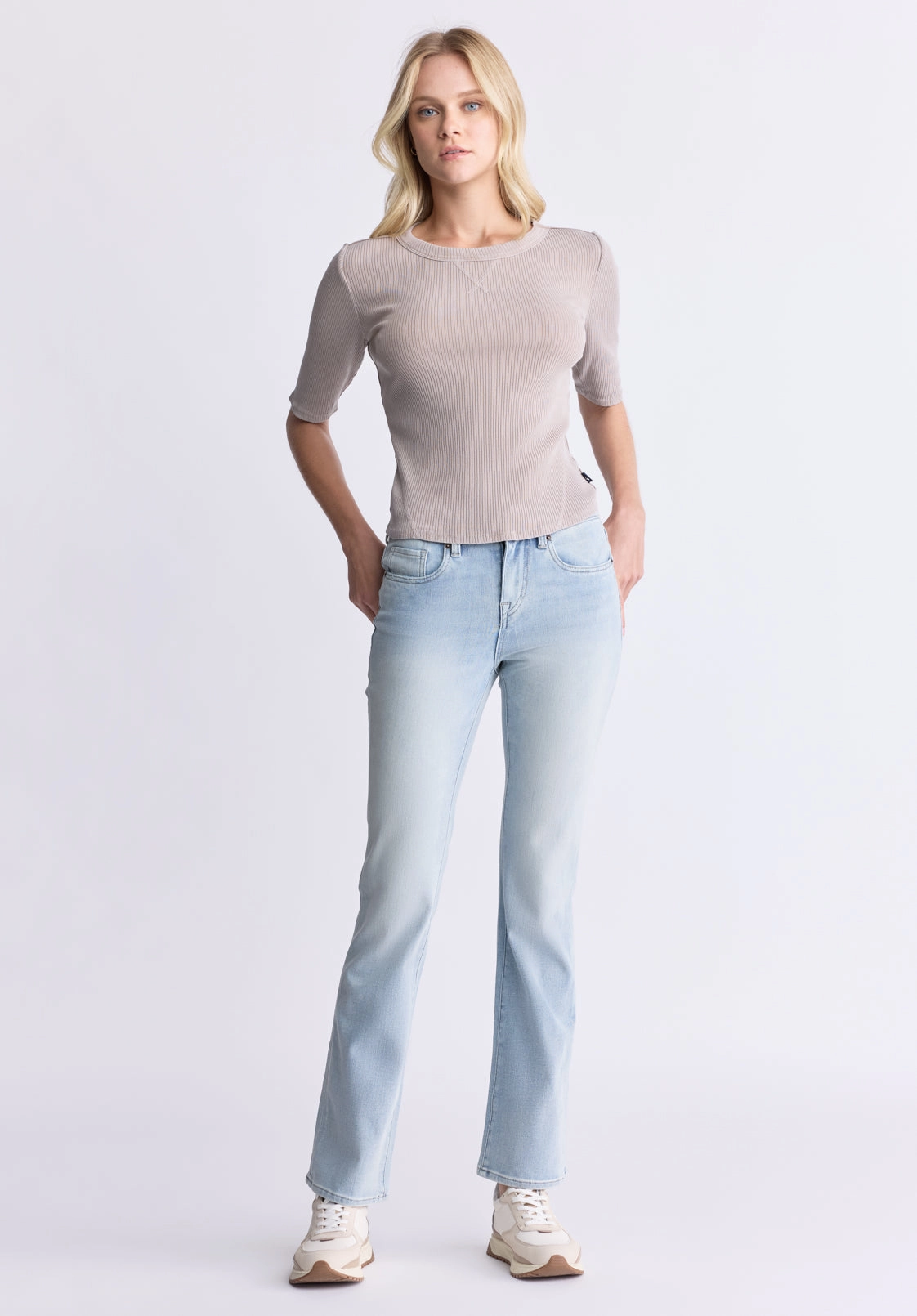 Mid Rise Bootcut Queen Women's Jeans, Vintage Light Blue - BL15985