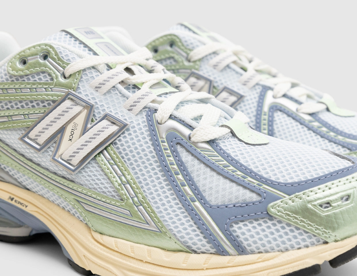 New Balance 1906R Ice Blue / Melon Water