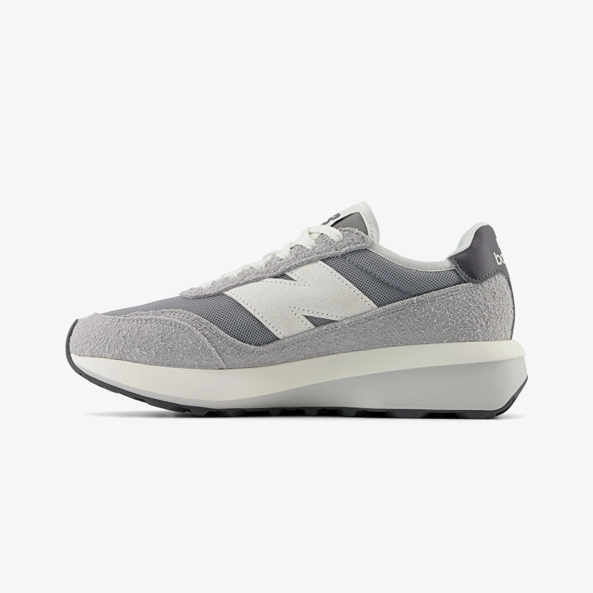 New Balance | 370 { GREY/WHITE
