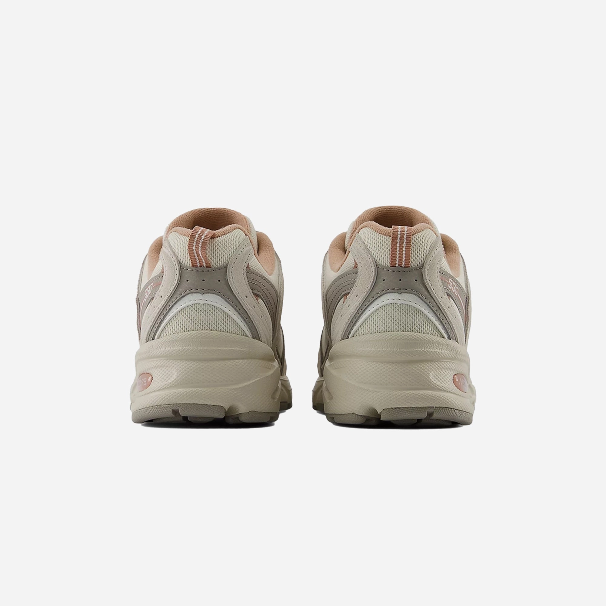New Balance | 530 { TIMBERWOLF