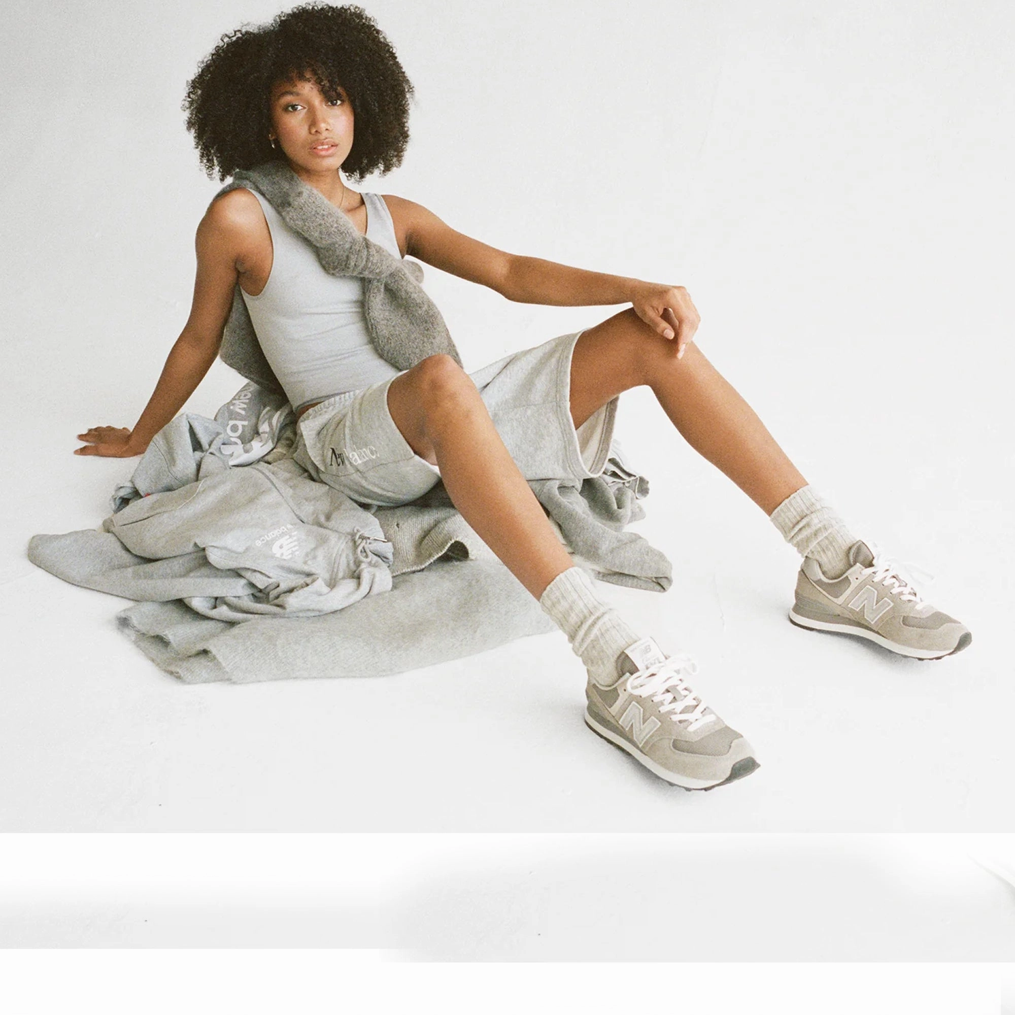 New Balance | 574 { GREY/WHITE