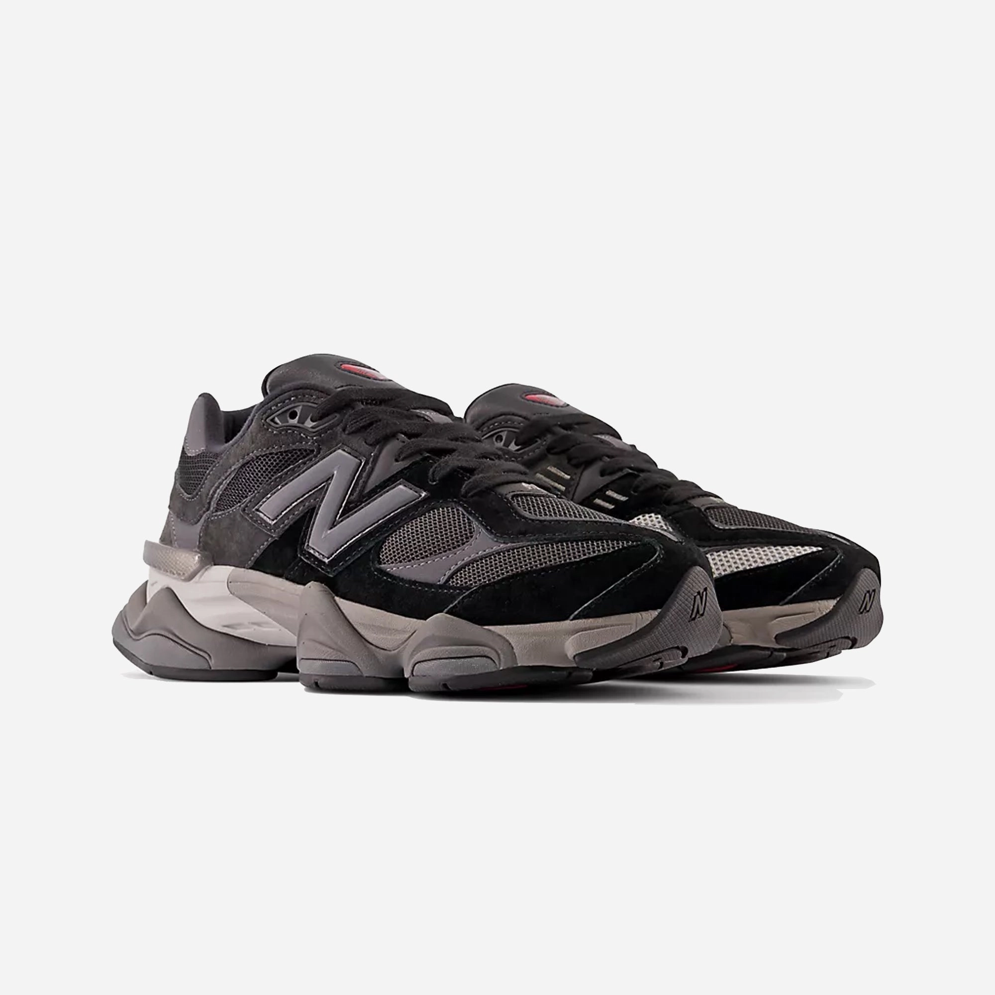 New Balance | 9060  { BLACK/CASTLEROCK/RAIN CLOUD