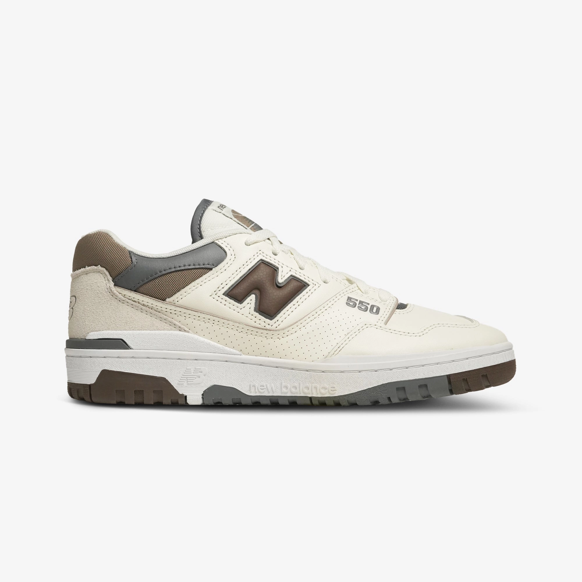 New Balance | BB550 { OFF WHITE/BROWN