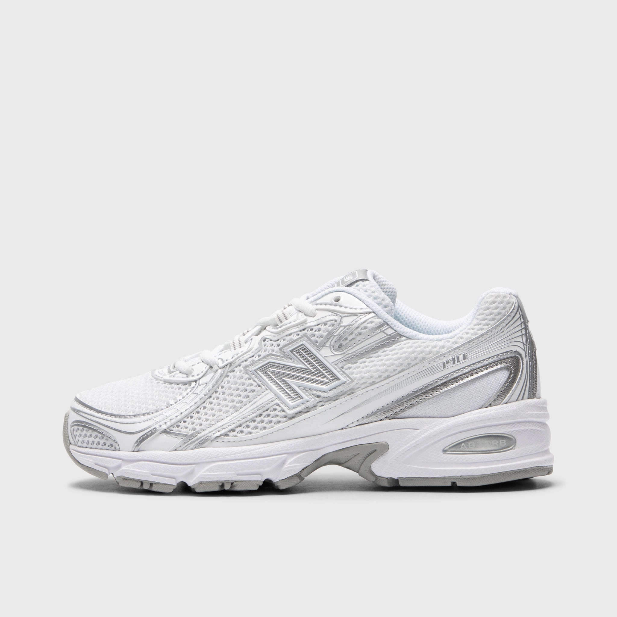New Balance U740 / White / Silver Metallic
