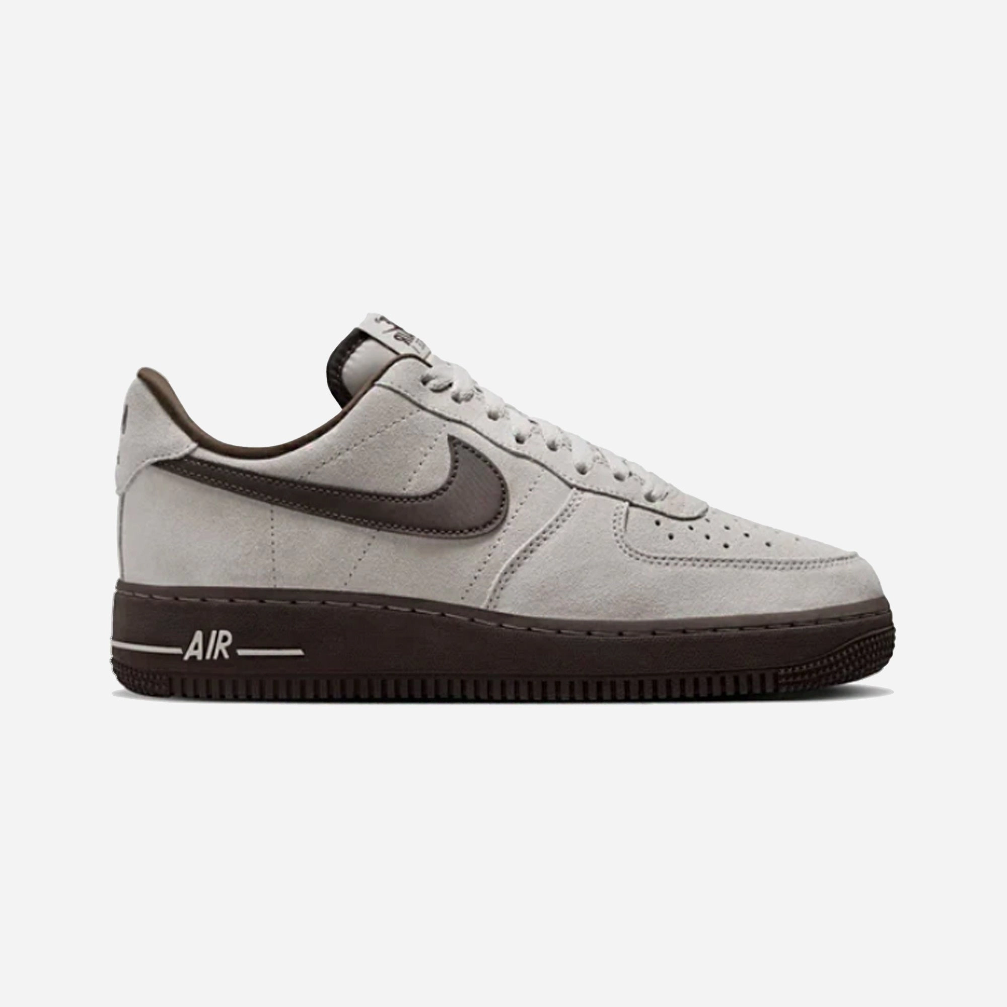 NIKE | AIR FORCE 1 '07 { LT OREWOOD BRN/BAROQUE BROWN