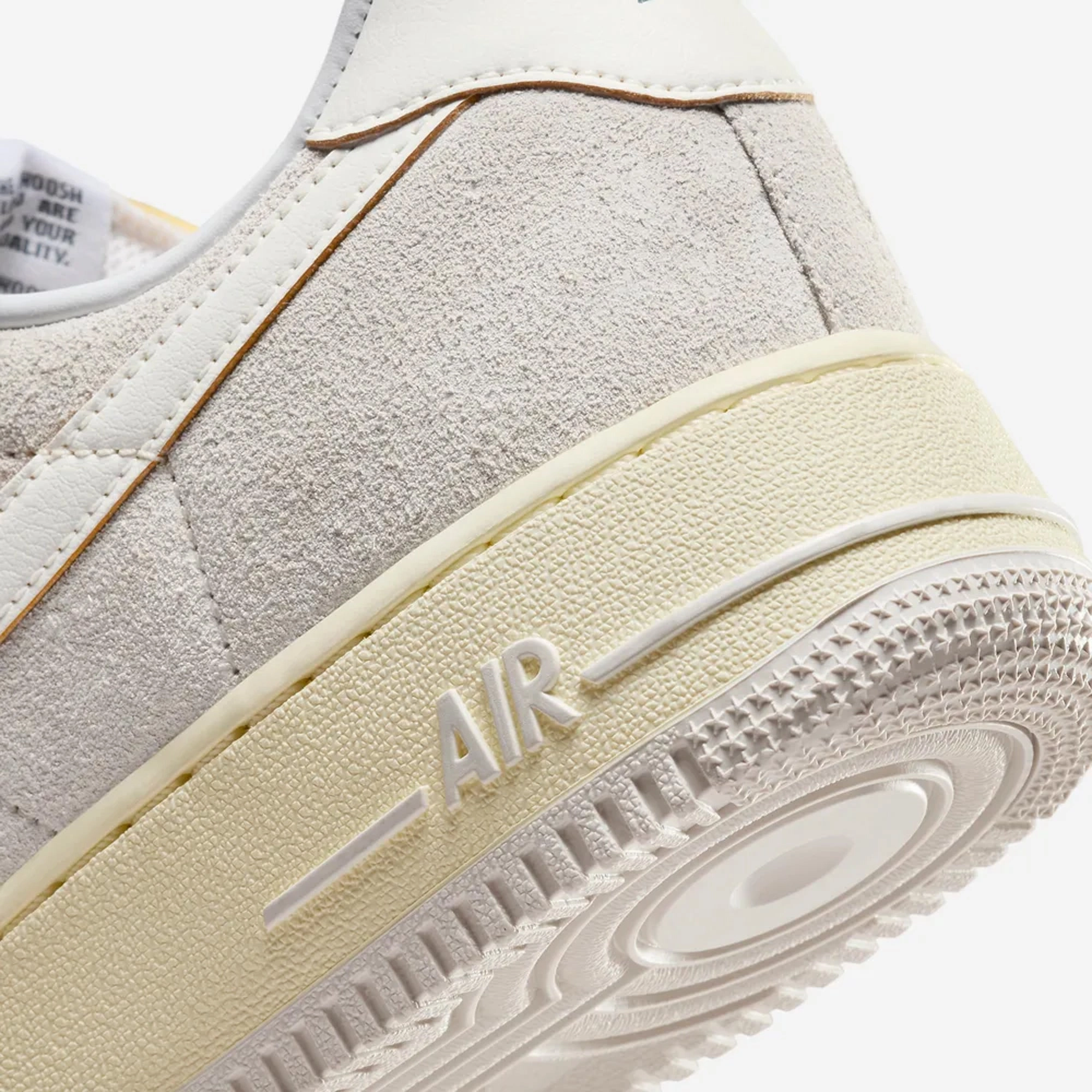 Nike | AIR FORCE 1 '07 { LT OREWOOD BRN/SAIL-COCONUT MILK
