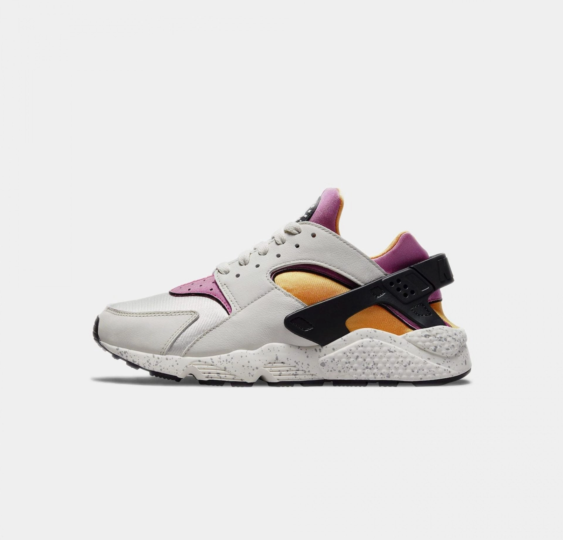 Nike | AIR HUARACHE LETHAL PINK