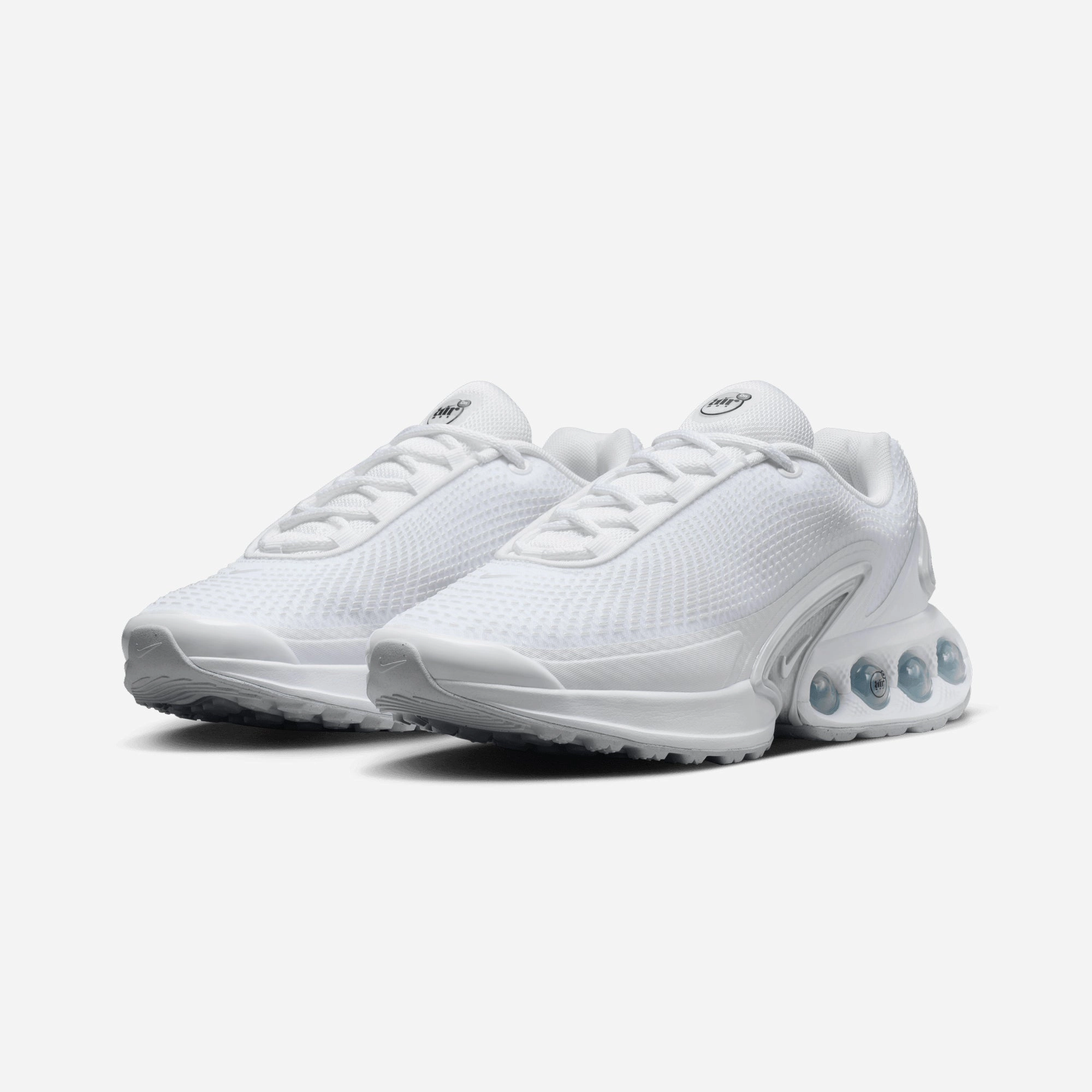 Nike | AIR MAX DN { WHITE/WHITE-WHITE-METALLIC SILVER