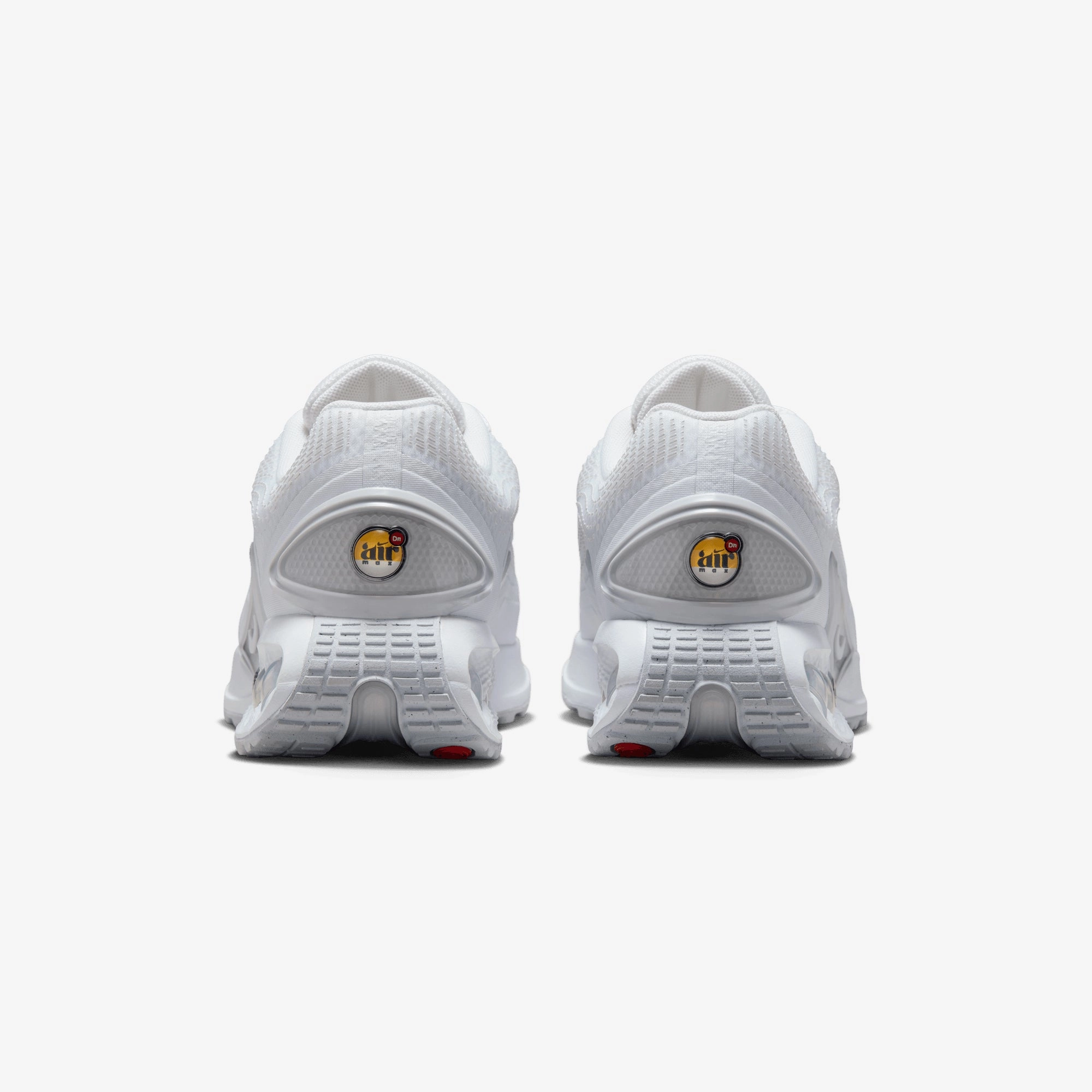 Nike | AIR MAX DN { WHITE/WHITE-WHITE-METALLIC SILVER