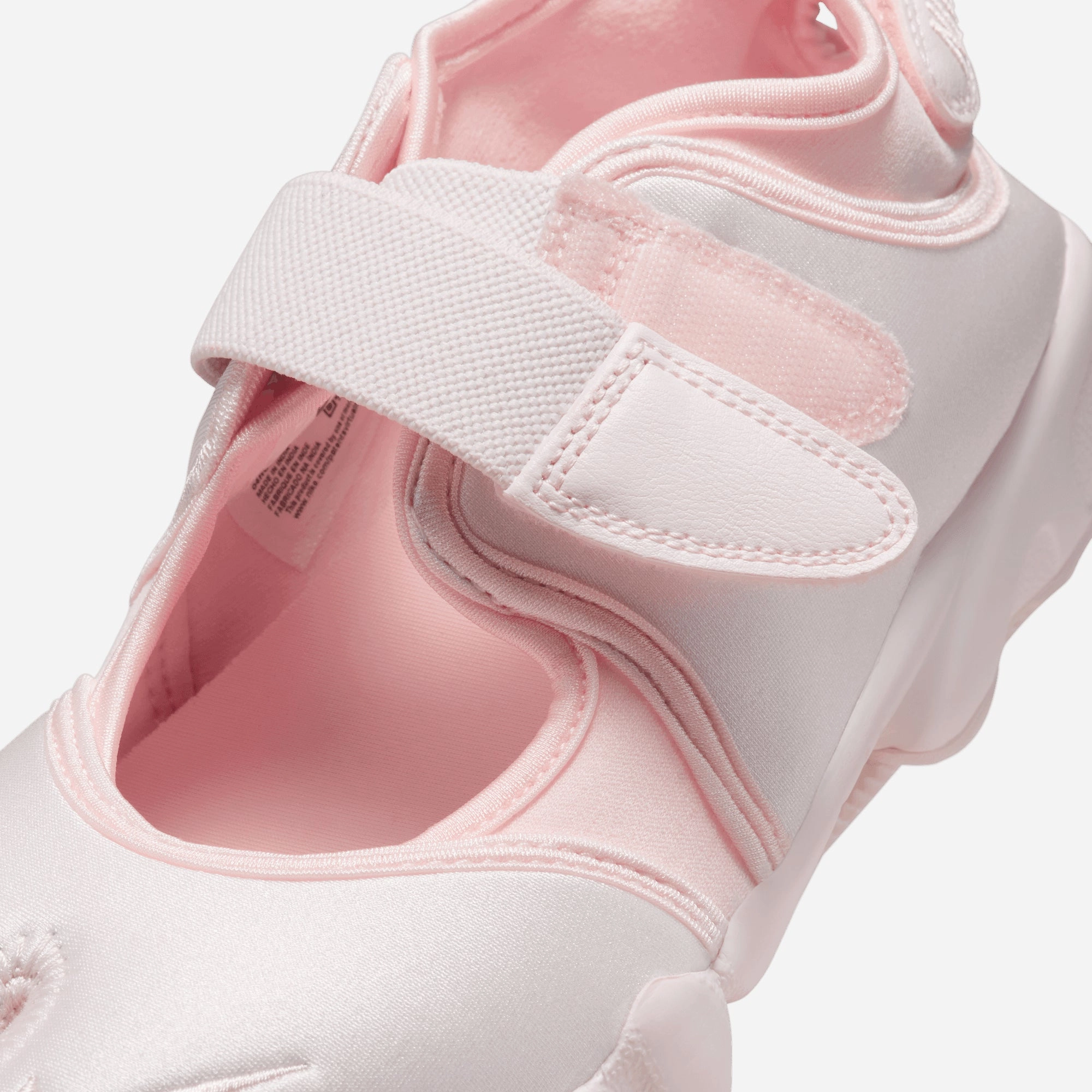 NIKE | AIR RIFT SE { LIGHT SOFT PINK/LIGHT SOFT PINK