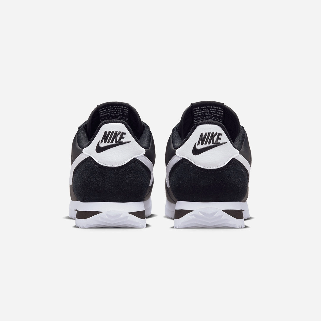 Nike | CORTEZ TXT  { BLACK/WHITE