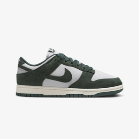 NIKE | DUNK LOW { PHOTON DUST/VINTAGE GREEN-SAIL-WHITE