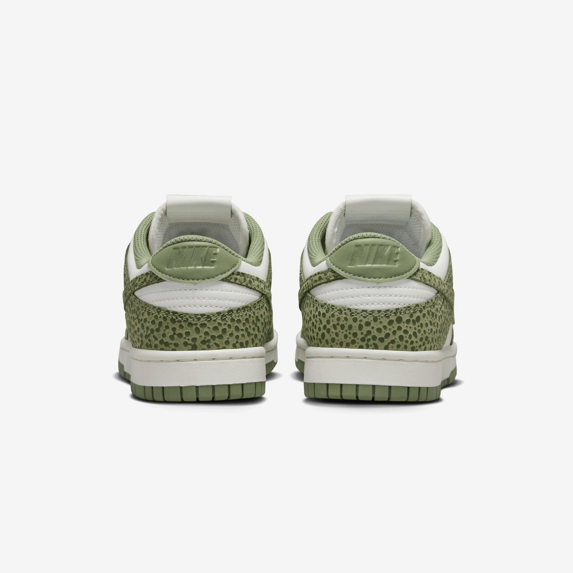 NIKE | DUNK LOW PREMIUM { OIL GREEN/OIL GREEN-TREELINE-SAIL