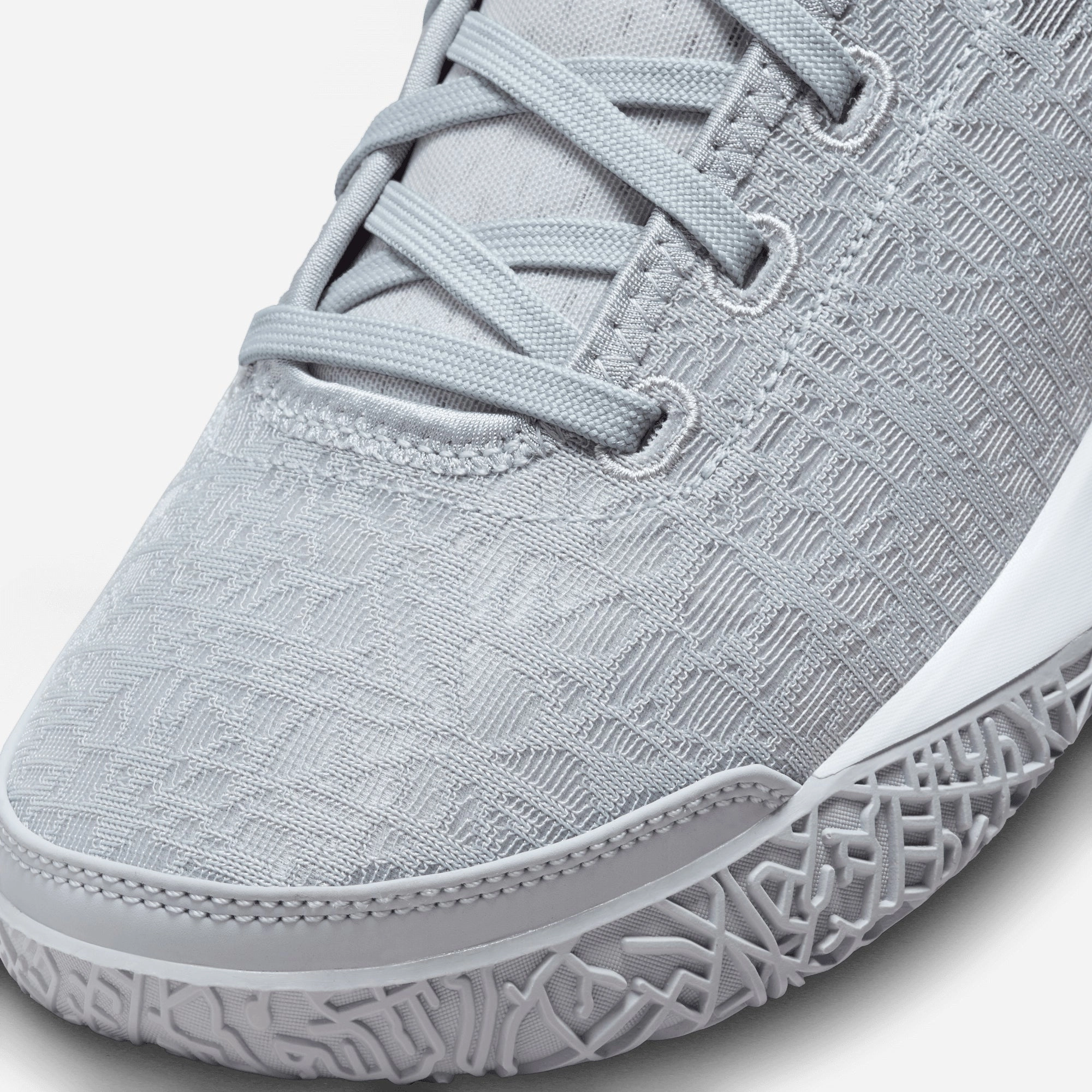 NIKE | LEBRON NXXT GEN { WOLF GREY/WHITE-IRON GREY-BLACK