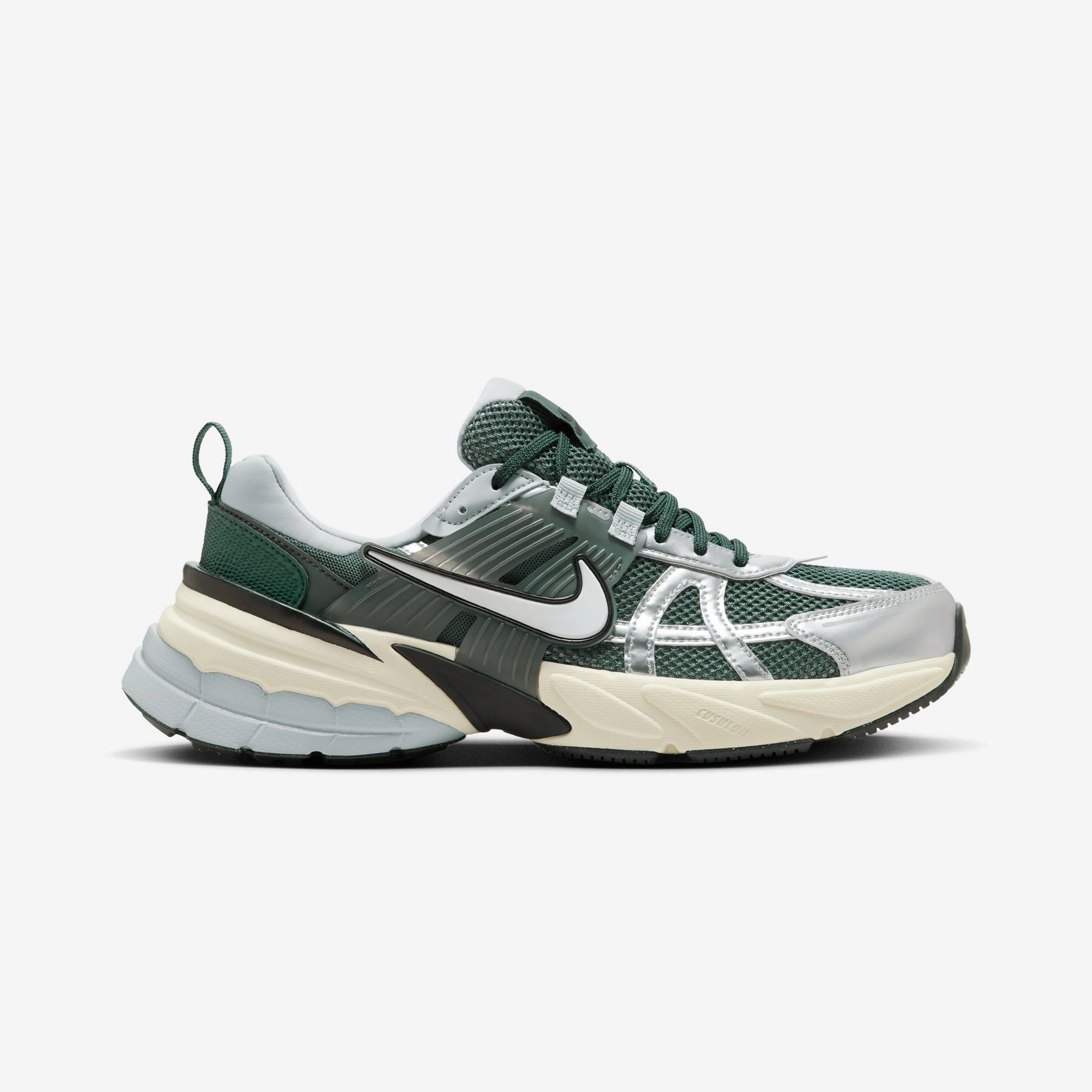 Nike | V2K RUN  { VINTAGE GREEN/VINTAGE GREEN