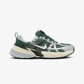 Nike | V2K RUN  { VINTAGE GREEN/VINTAGE GREEN