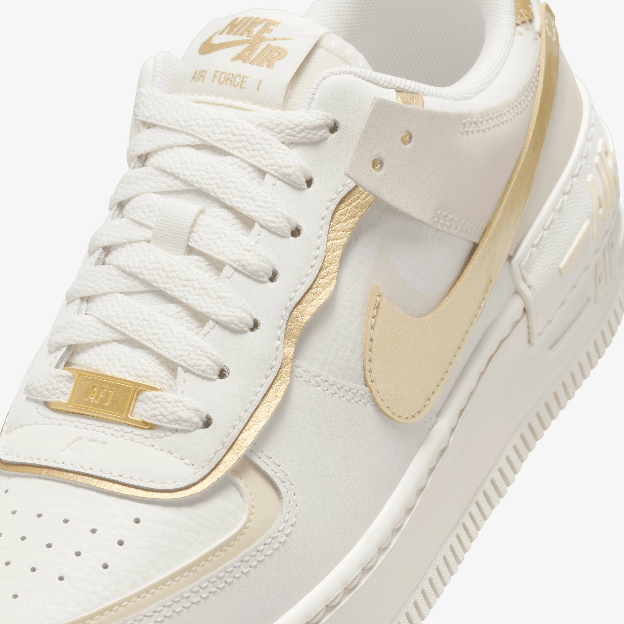 NIKE | WMNS'S AIR FORCE 1 SHADOW { SAIL/METALLIC GOLD-COCONUT MILK
