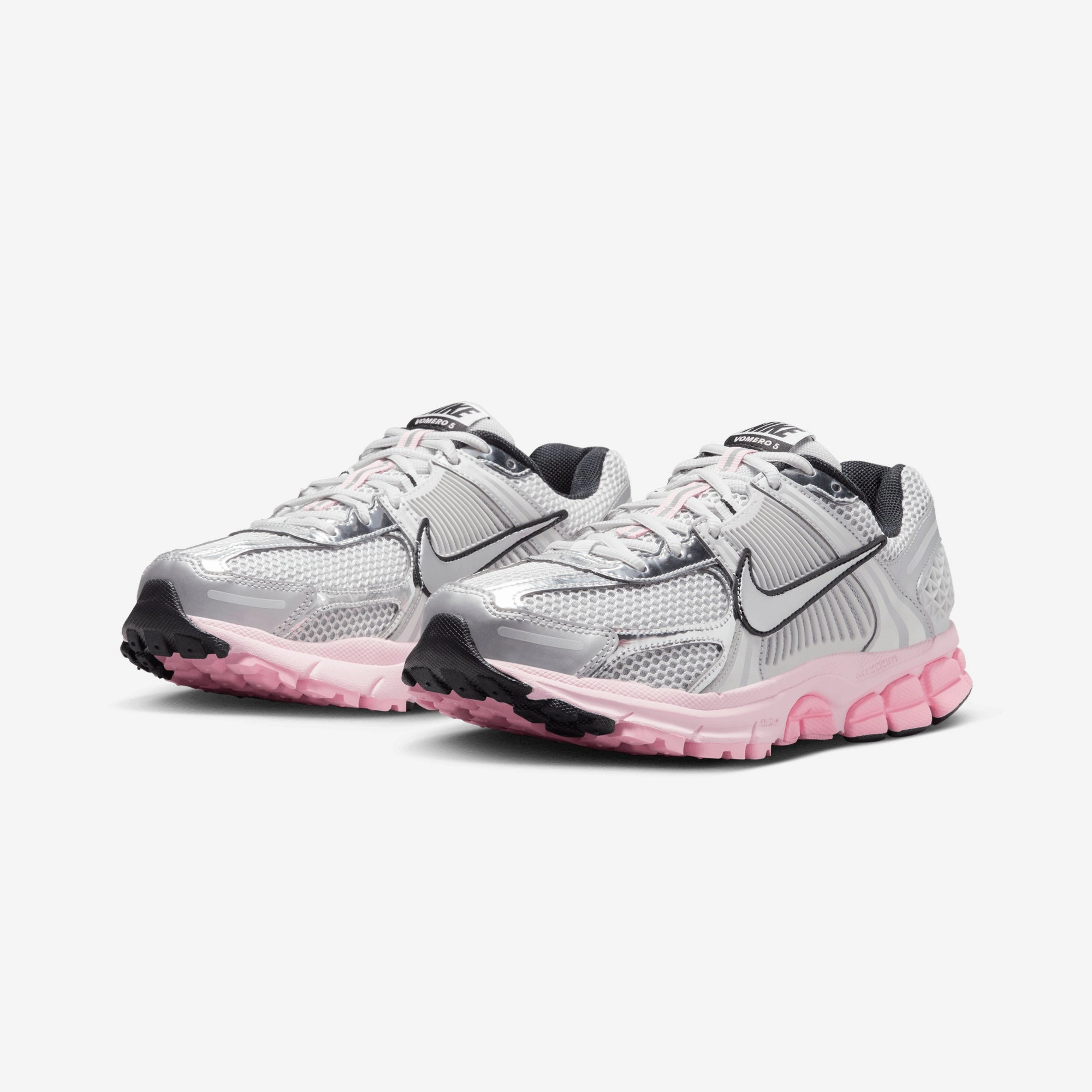 Nike | ZOOM VOMERO 5  { PHOTON DUST/METALLIC SILVER-PINK FOAM