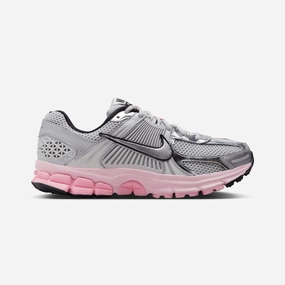 Nike | ZOOM VOMERO 5  { PHOTON DUST/METALLIC SILVER-PINK FOAM