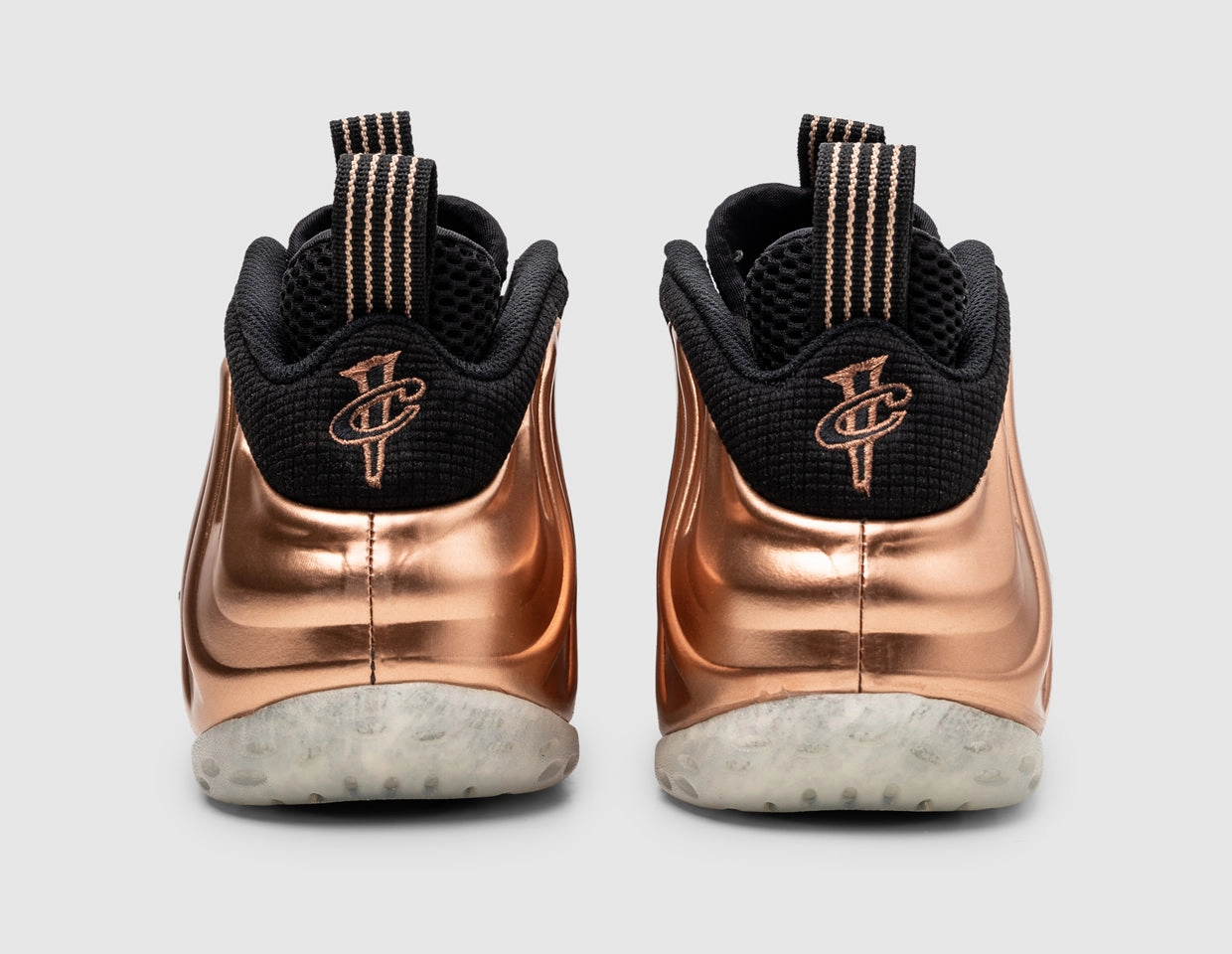 Nike Air Foamposite One Black / Metallic Copper - Off Noir