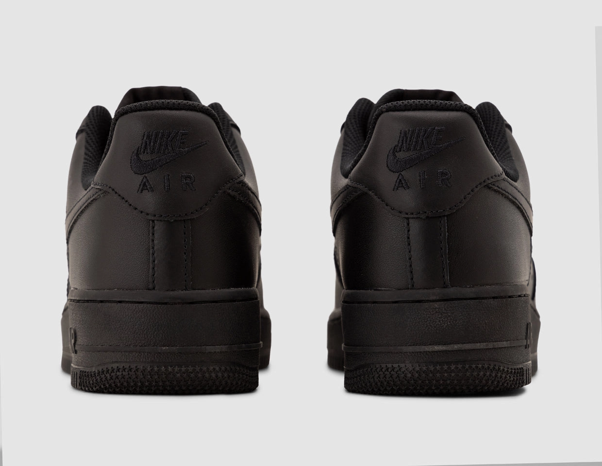 Nike Air Force 1 '07 Black / Black