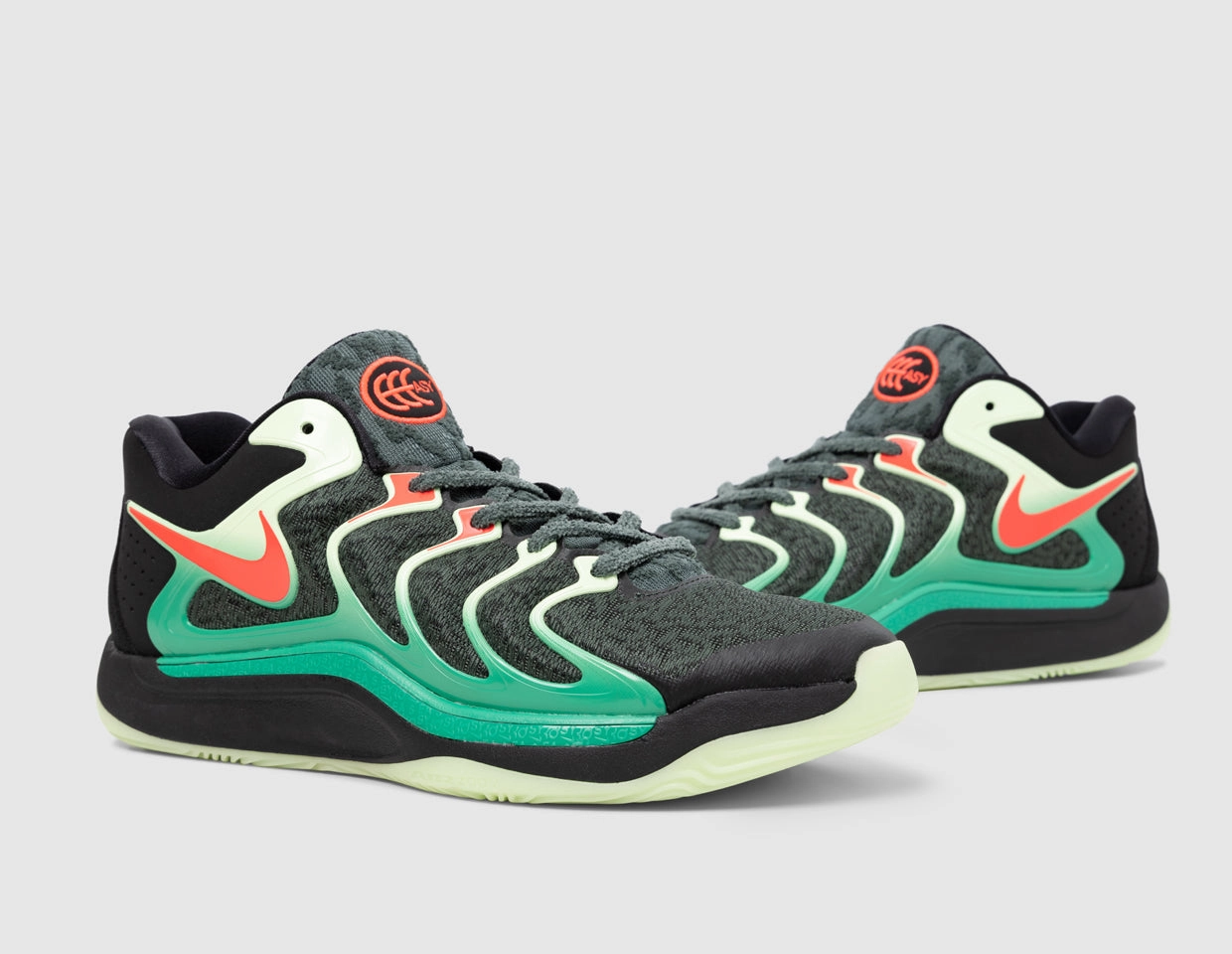 Nike KD17 Black / Bright Crimson - Vintage Green