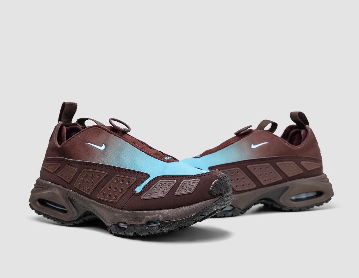 Nike Women's Air Max SNDR Burgundy Crush / Baltic Blue - Baroque Brown