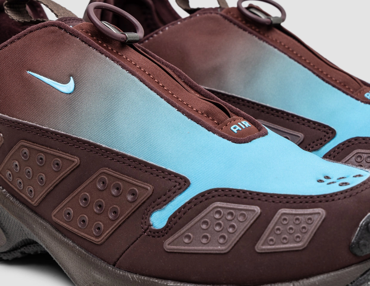 Nike Women's Air Max SNDR Burgundy Crush / Baltic Blue - Baroque Brown