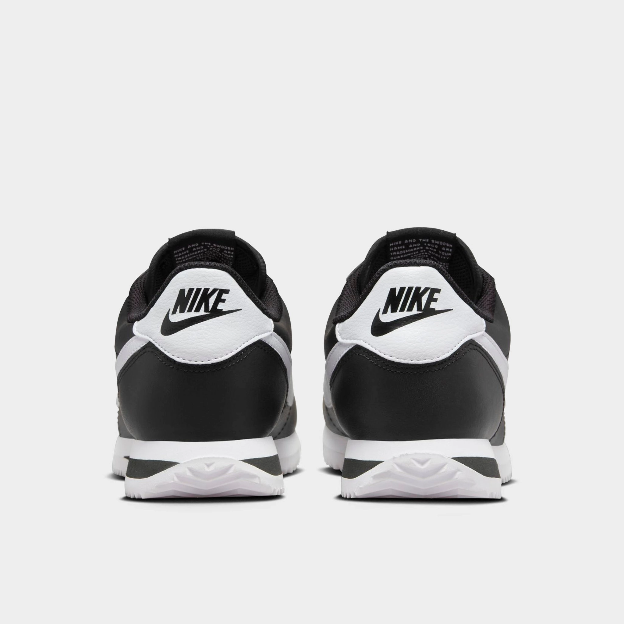 Nike Women's Cortez Black / White