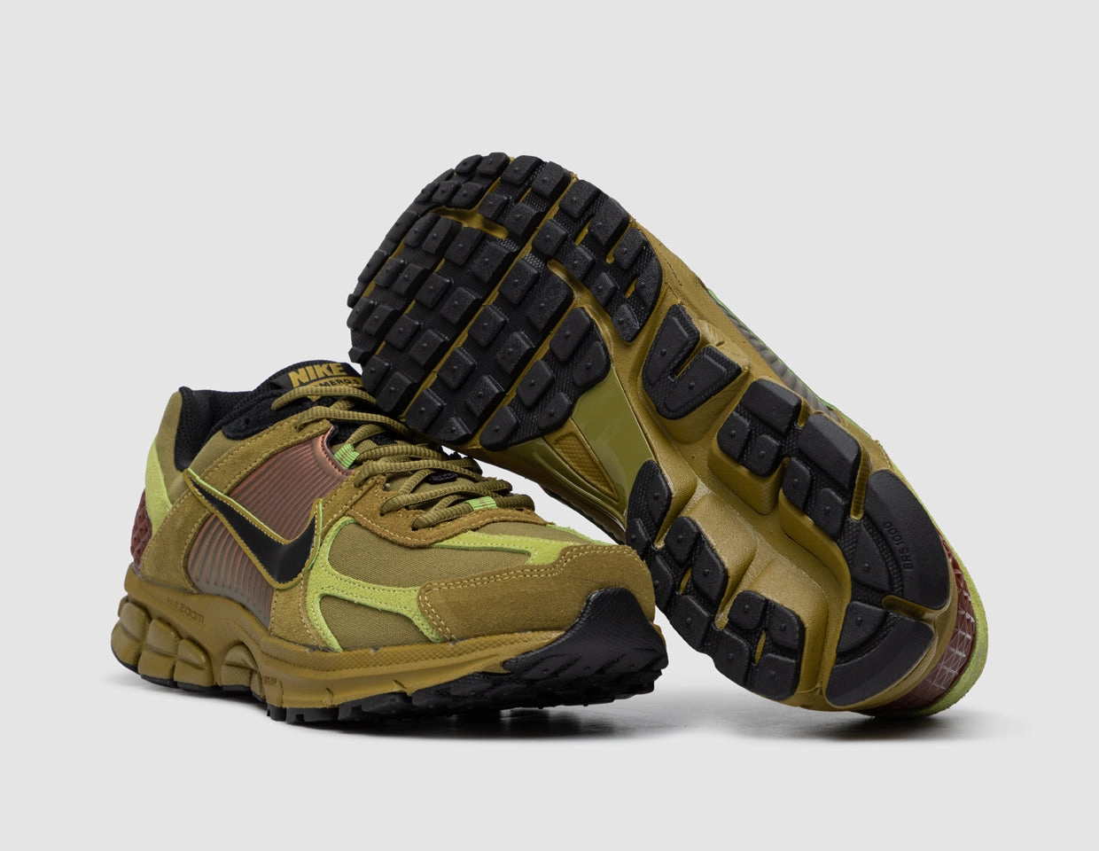Nike Zoom Vomero 5 Pacific Moss / Black - Pear