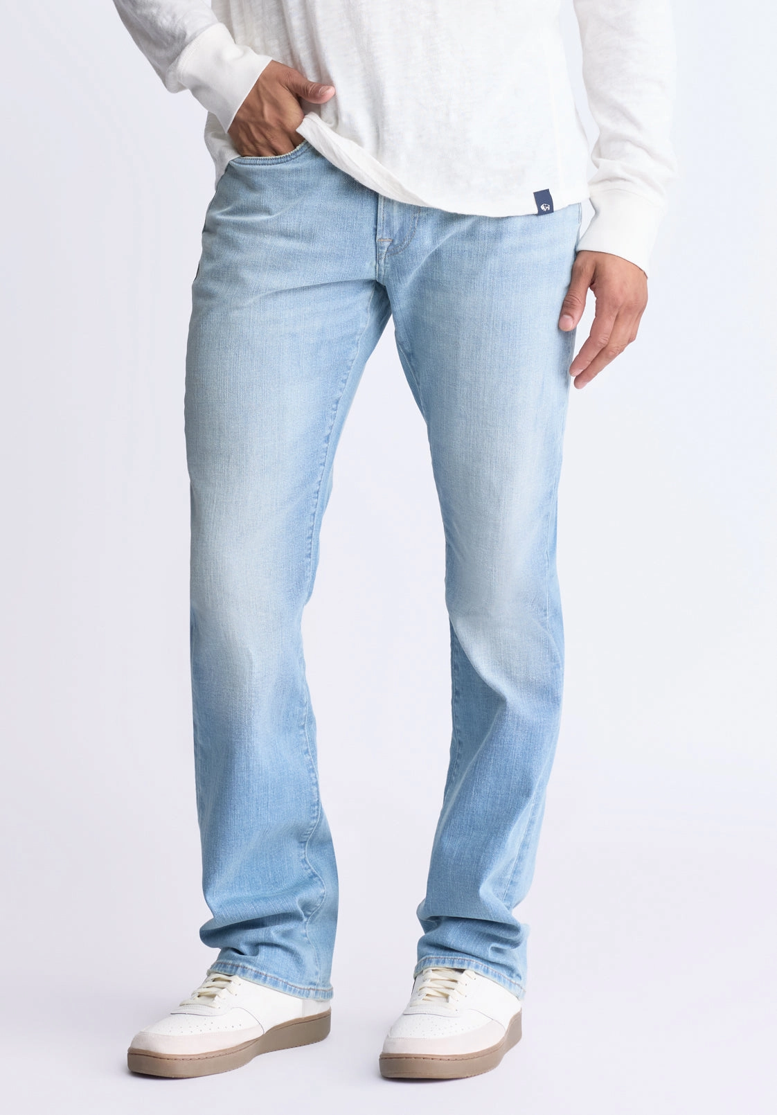 Relaxed Boot Game Men's Vintage Feel Jeans, Light Blue - BM26002