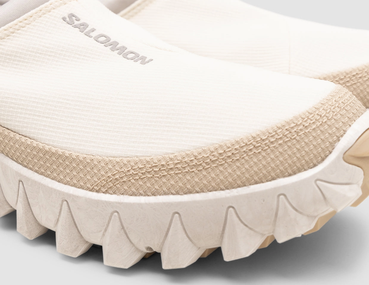 Salomon Snowclog Vanilla Ice / Almond Milk / White Pepper
