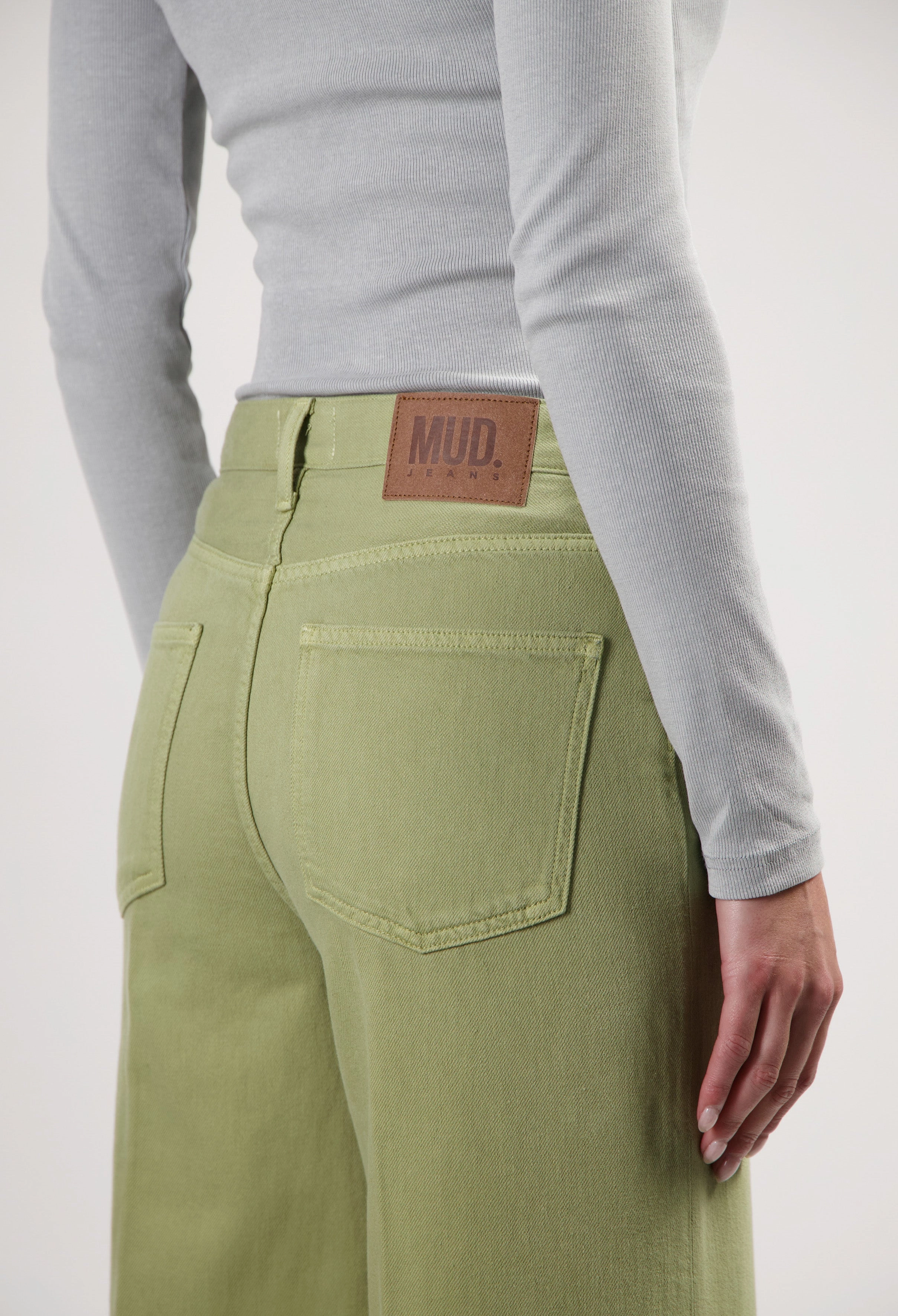 Sara High Loose Flow - Olive