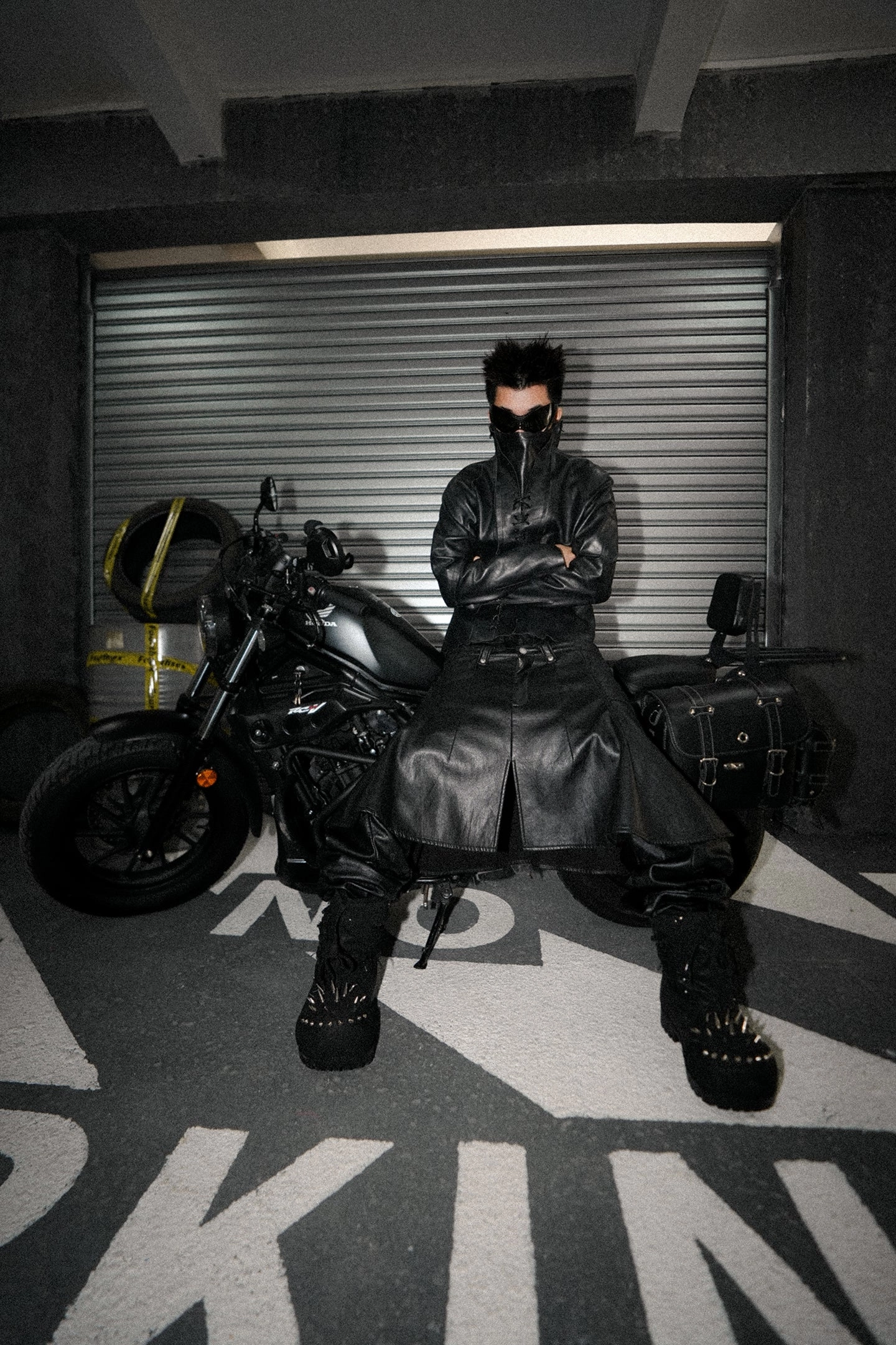 Scimitar Pleated Detachable Leather Pants