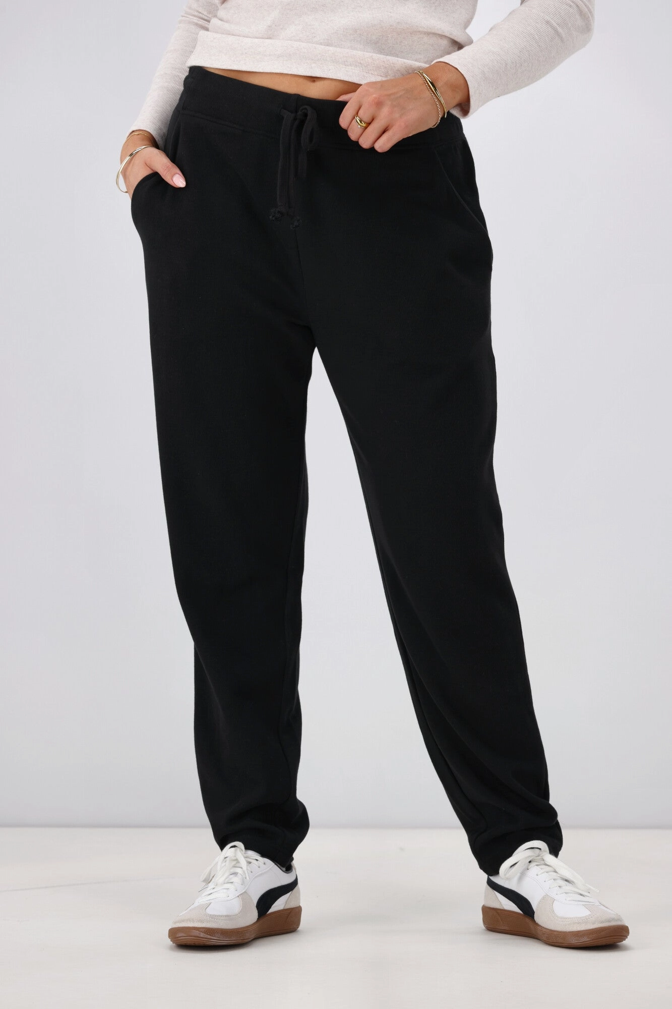 Shine On Label Chaylah Jogger Black Preorder One Late May