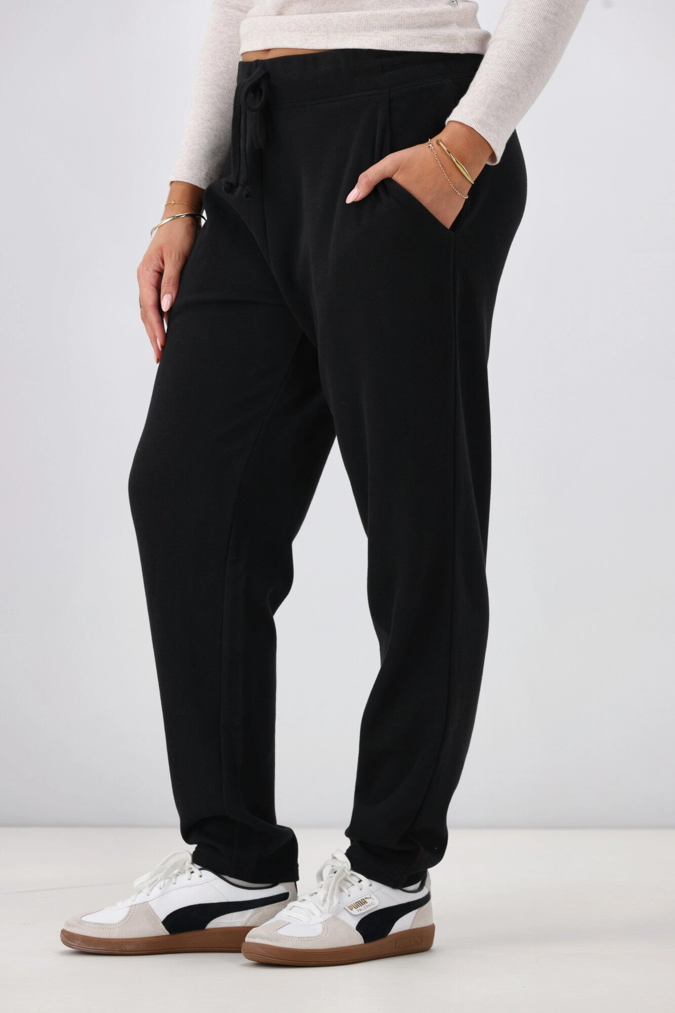 Shine On Label Chaylah Jogger Black Preorder One Late May