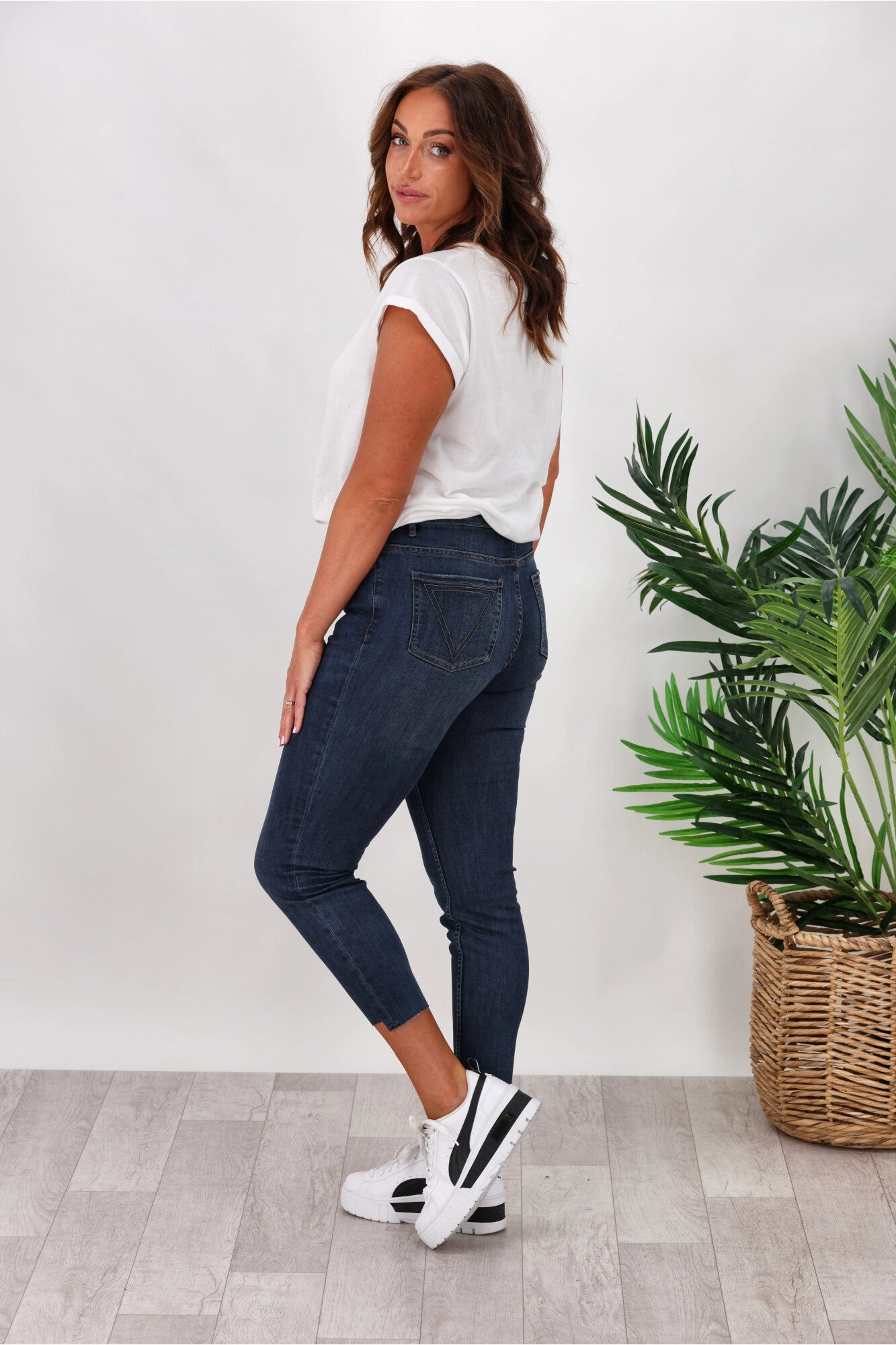 Shine On Label Coen Cropped Skinny Stepped Hem Jean Dark indigo