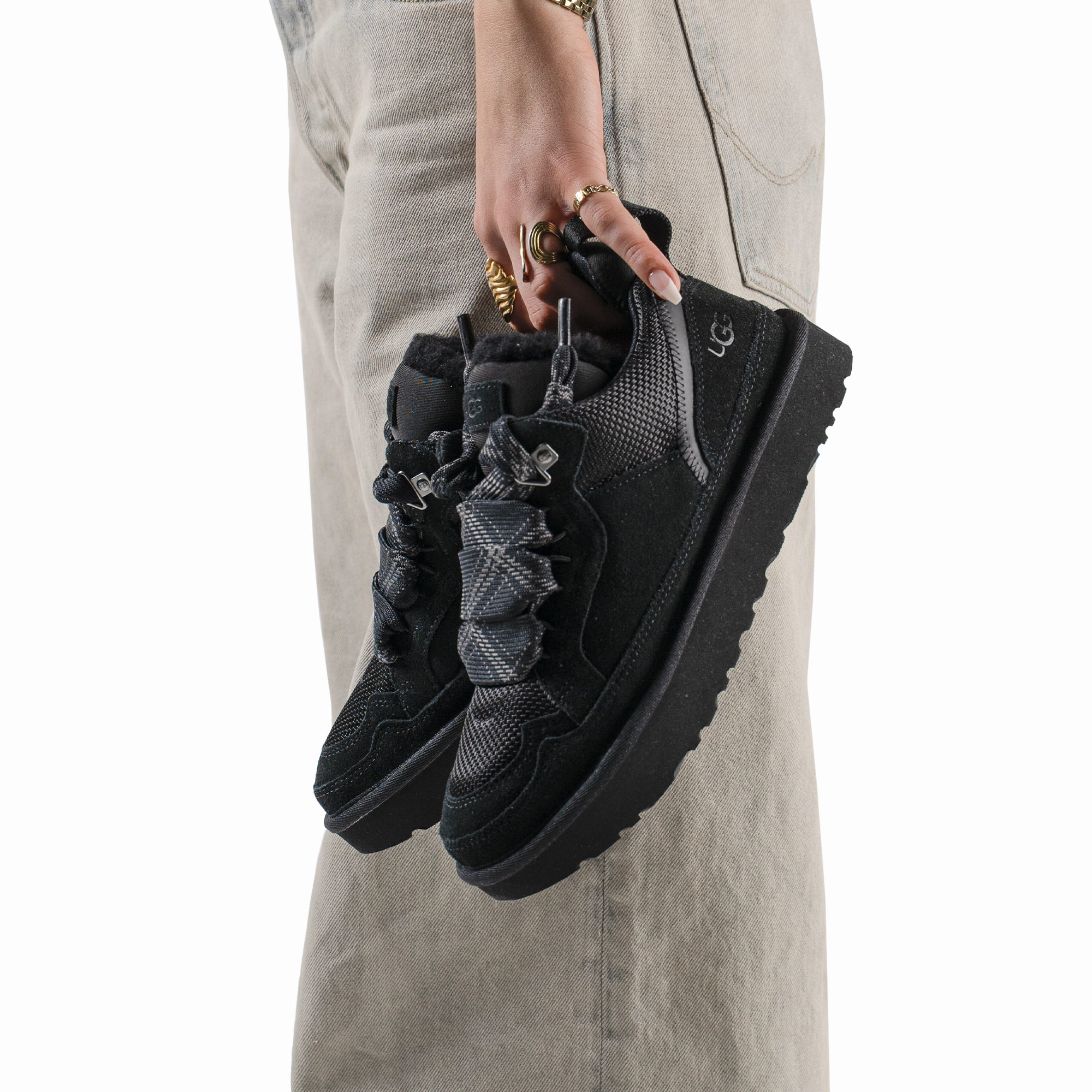 UGG Lowmel Black